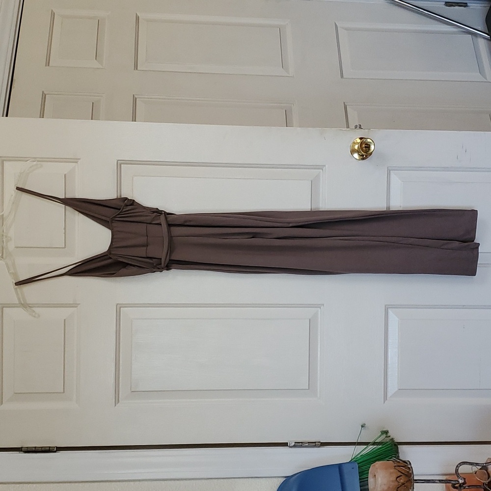 Size small jumpsuit. - Picture 5 of 10